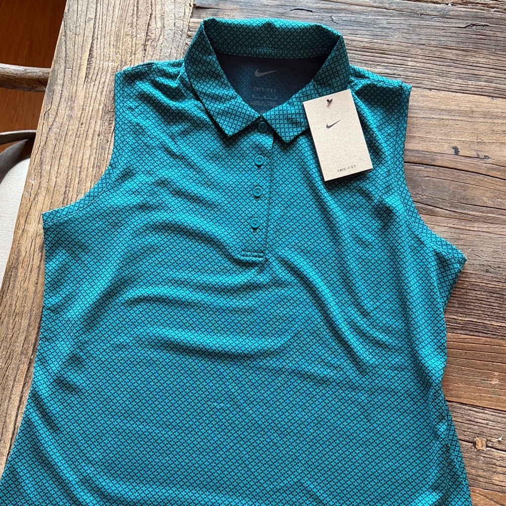 Nike Women's Turquoise Sleeveless Tank Top